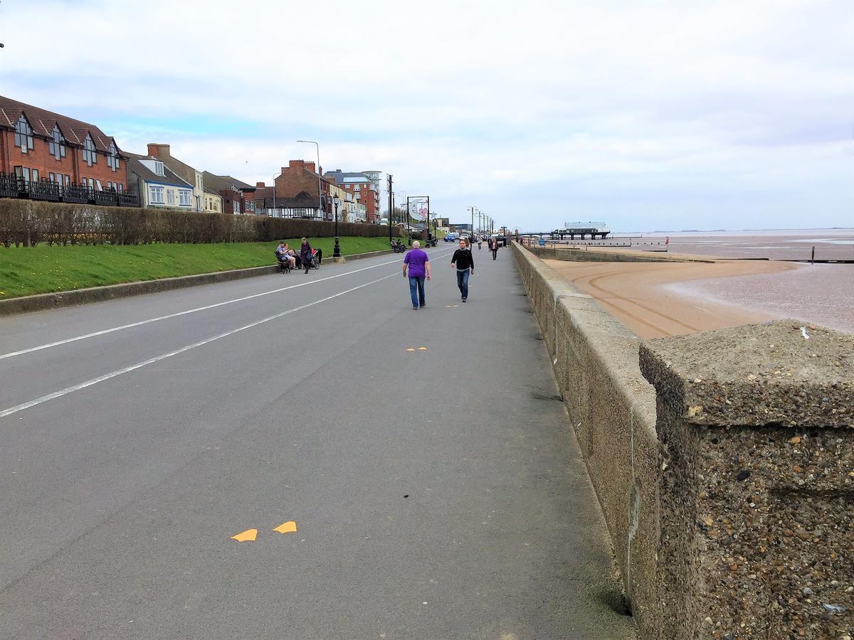 Lovely Sea Front House In Cleethorpes - Sleeps 6 Eksteriør billede